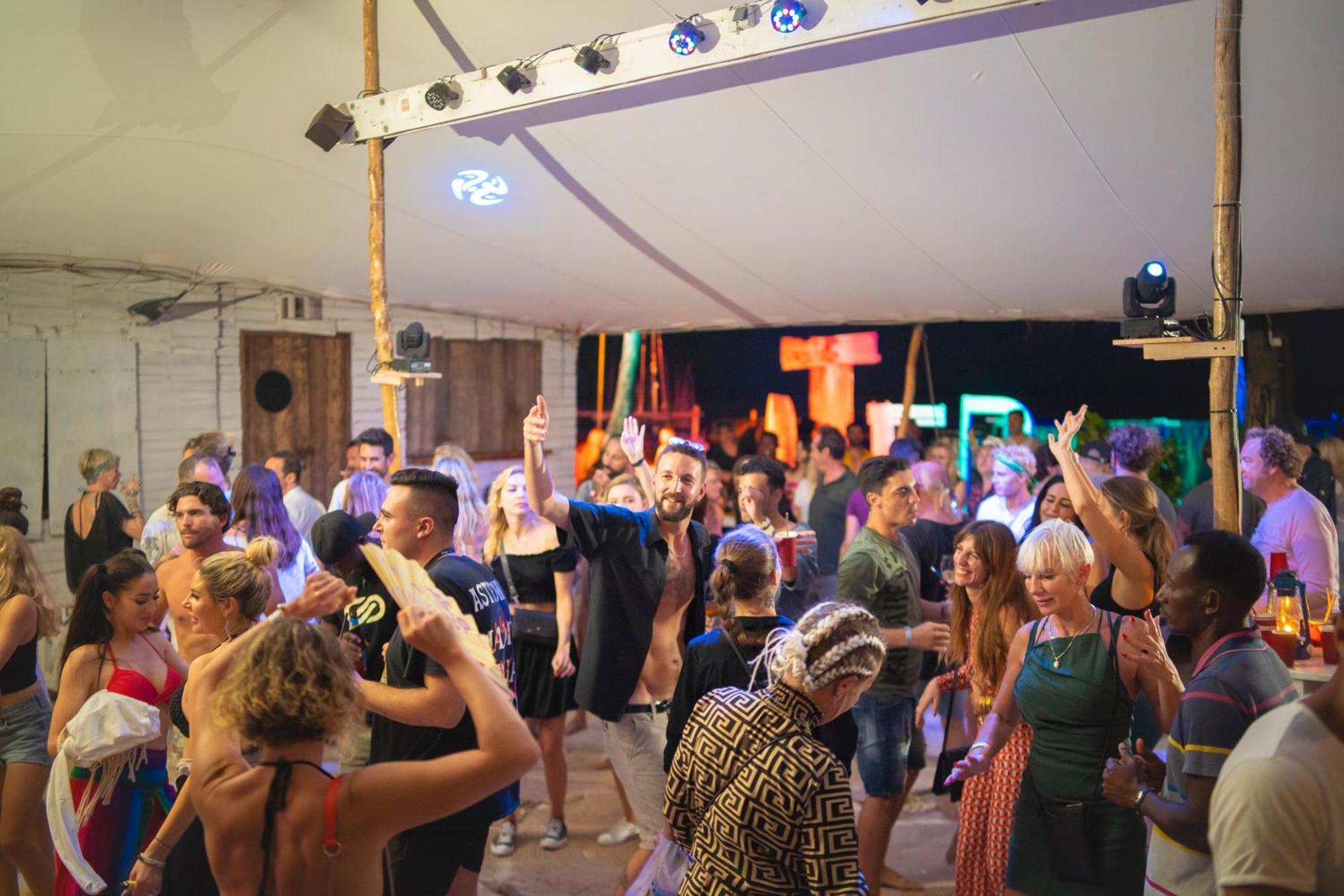 B4 Beach Club 파제 외부 사진