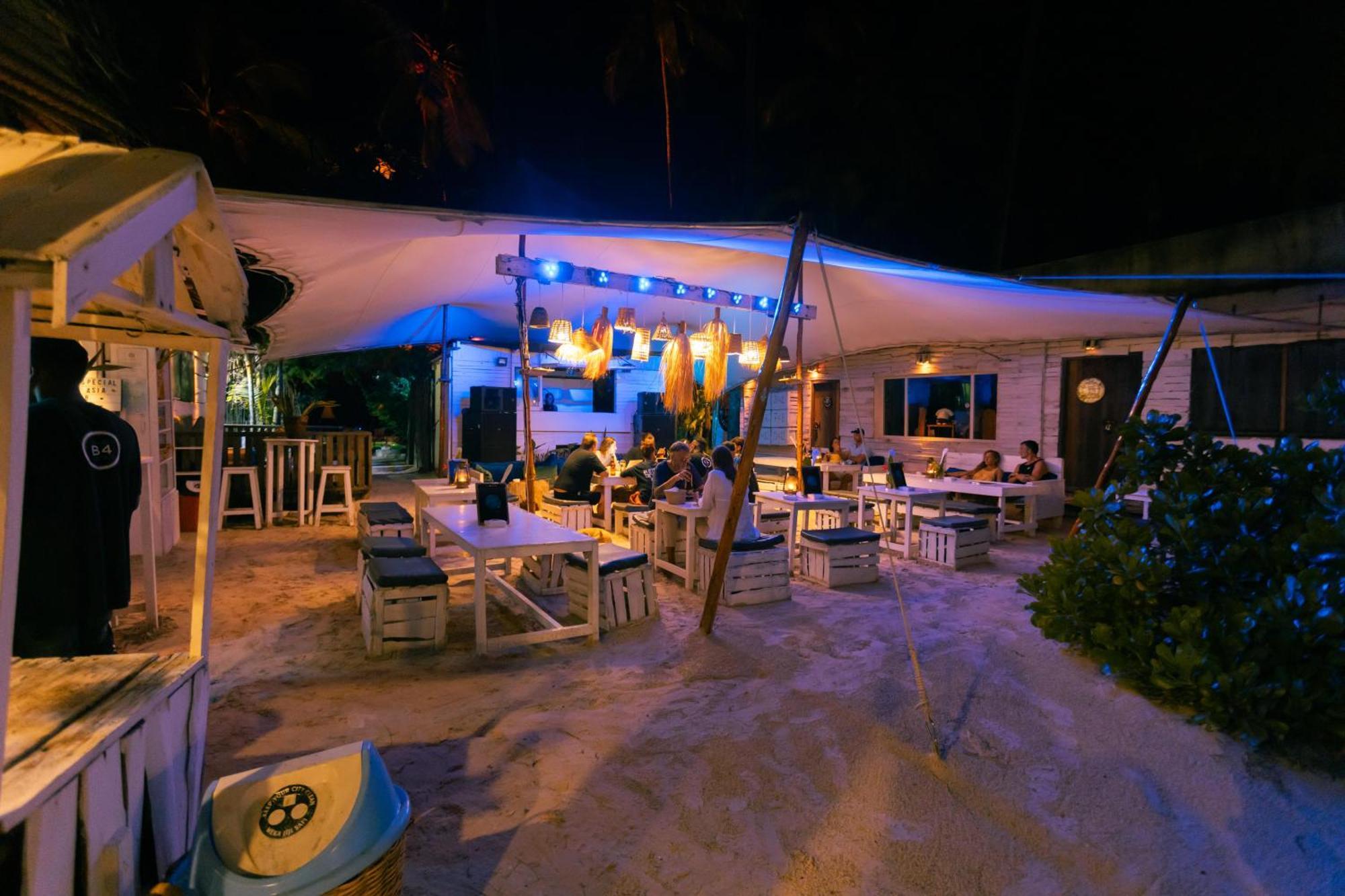B4 Beach Club 파제 외부 사진